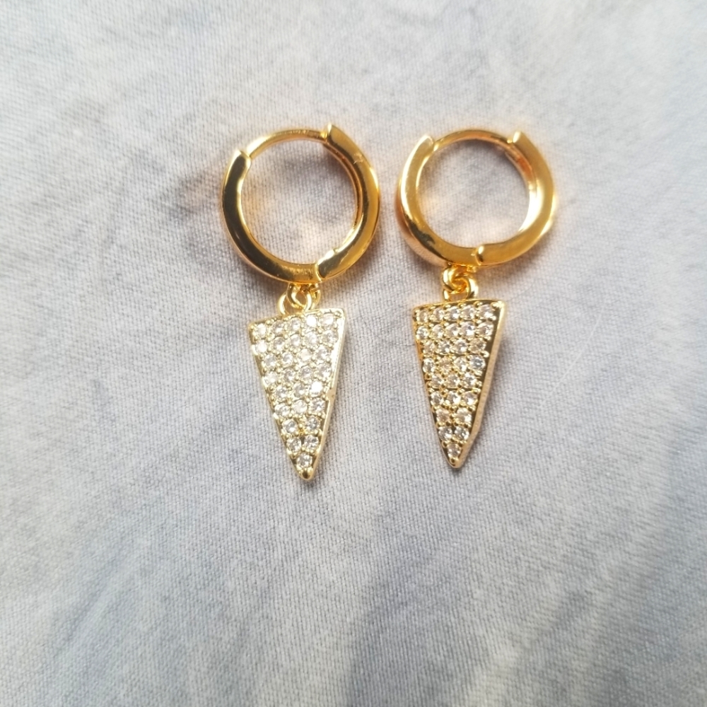 Huggie dangle earrings 18k gold plated arrow with pave rhinestones
